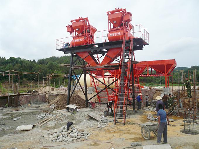 Concrete mixing plant